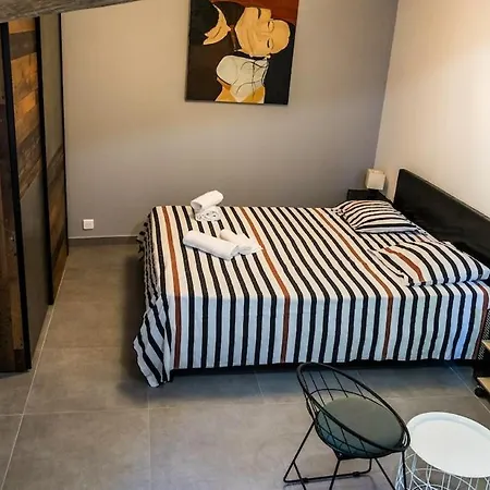 Beau Mas Avec Piscine 6 Pers 度假居 *